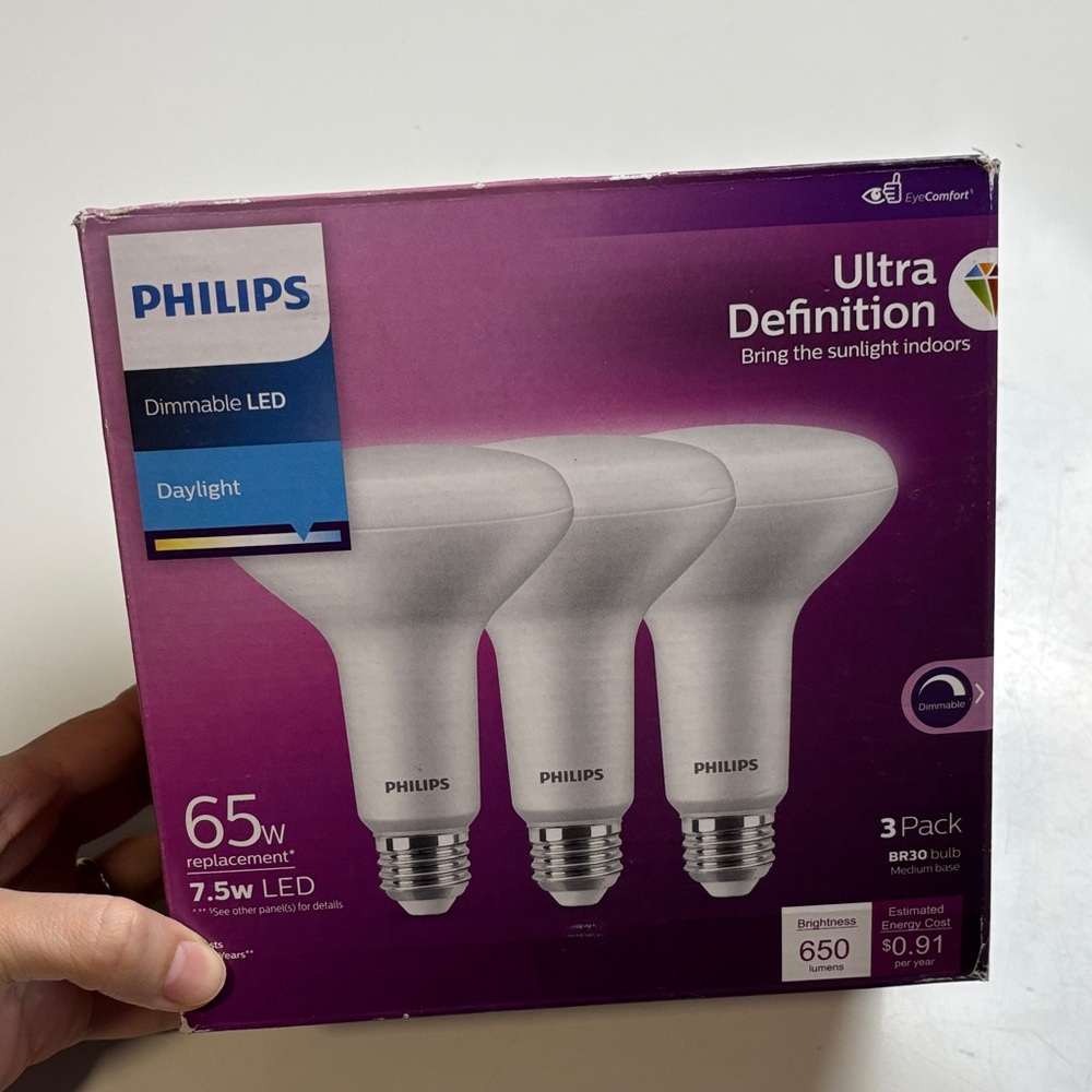 Philips UltraDef LED 65W Daylight BR30 3P: Dimmable Energy Star‎ Certified Light